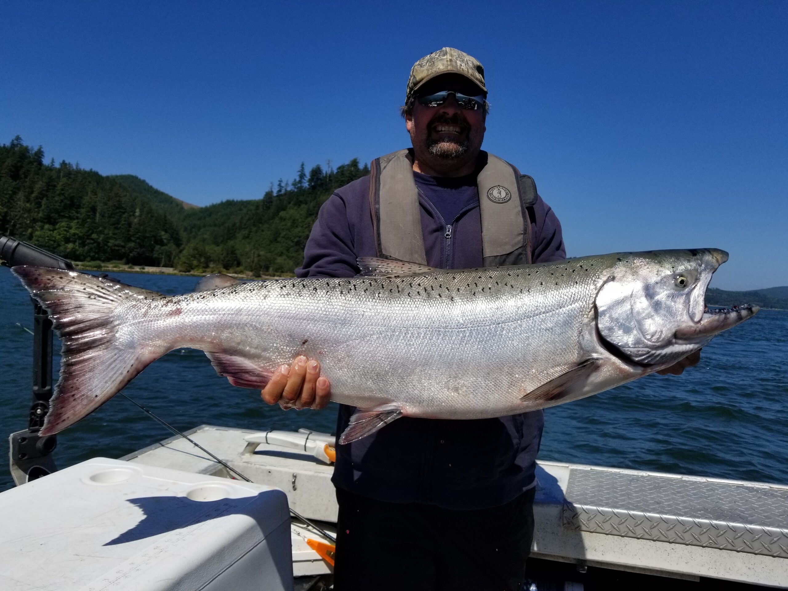 King salmon fishing guide